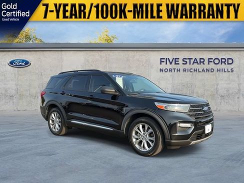 Used 2021 Ford Explorer XLT w/ Equipment Group 202A AWD/4WD image 2