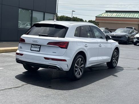 Used 2023 Audi Q5 2.0T Premium Plus w/ Premium Plus Package AWD/4WD image 3
