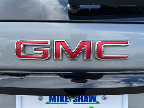 Used 2023 GMC Terrain SLT w/ Elevation Edition AWD/4WD image 22