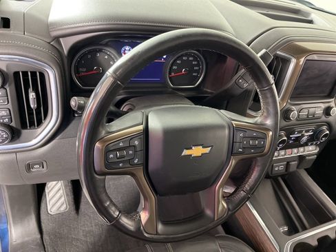 Used 2020 Chevrolet Silverado 1500 High Country w/ Technology Package image 27