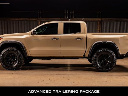 Used 2023 Chevrolet Colorado Trail Boss w/ Technology Package image 6