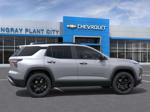 New 2027 Chevrolet Equinox LT w/ Convenience Package II FWD image 5