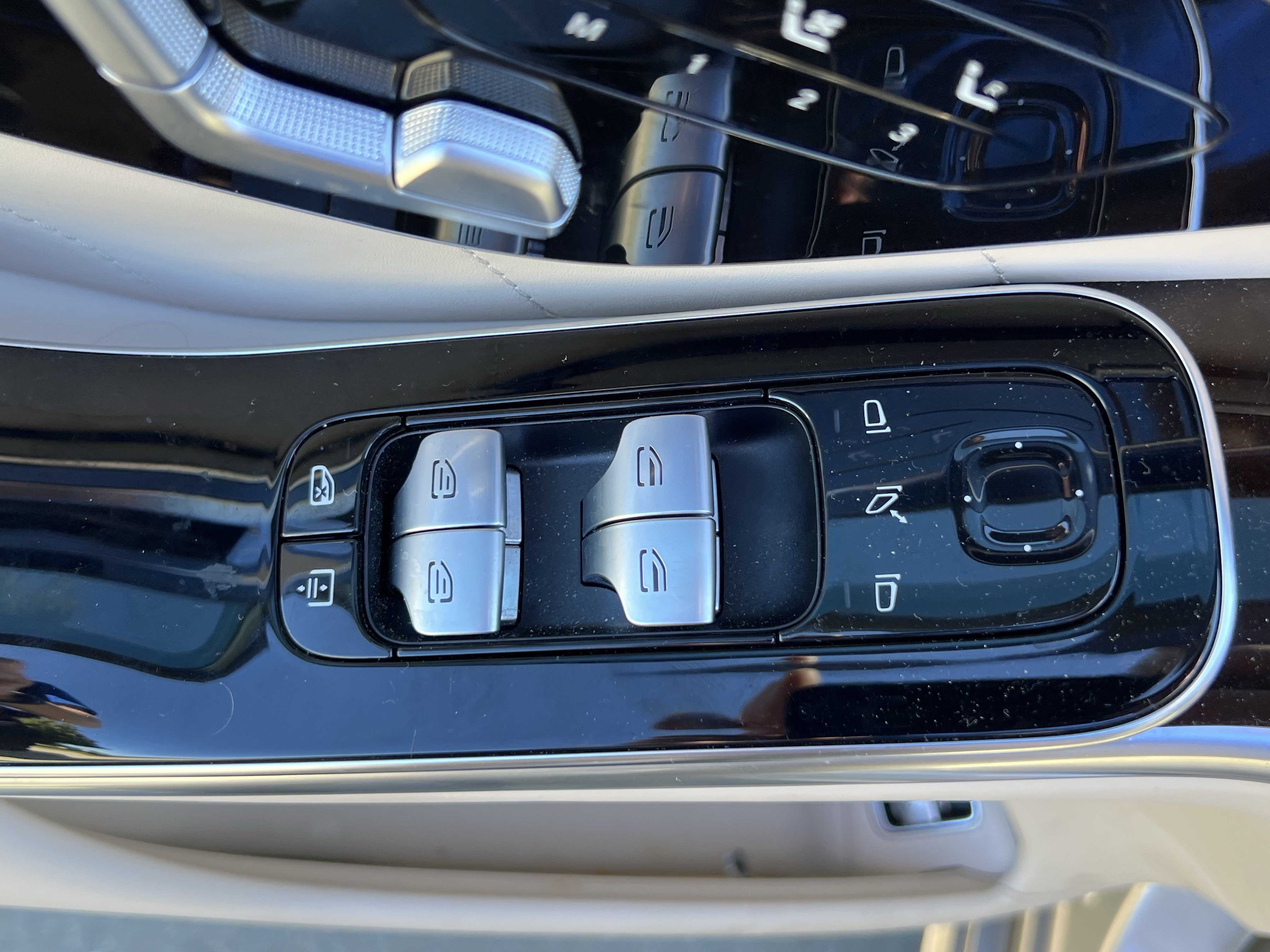 Used 2024 Mercedes-Benz S 580 4MATIC Sedan image 15