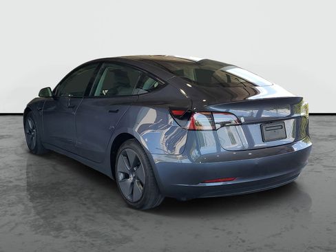 Used 2023 Tesla Model 3 Standard Range RWD image 3