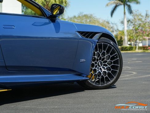 Used 2023 Aston Martin DBS Coupe RWD image 70