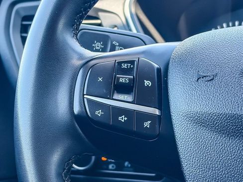 Used 2022 Ford Escape SE w/ SE Sport Appearance Package FWD image 20