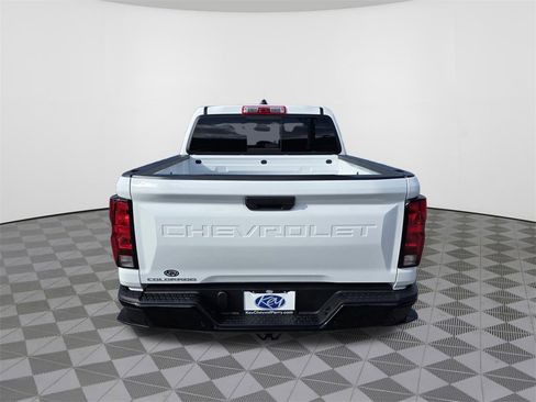 New 2026 Chevrolet Colorado W/T image 9