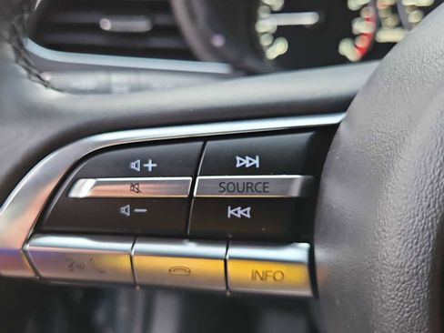 Used 2023 MAZDA MAZDA3 s image 24