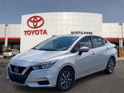 Used 2022 Nissan Versa SV w/ Trunk Package