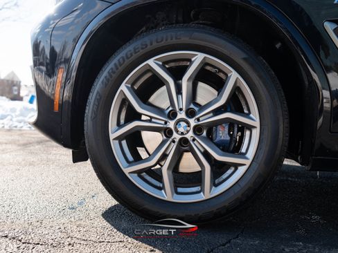 Used 2021 BMW X4 M40i image 9