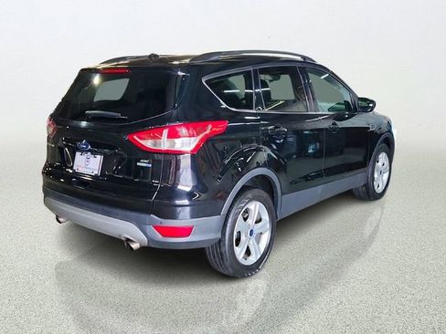 Used 2016 Ford Escape SE w/ Equipment Group 201A AWD/4WD image 3