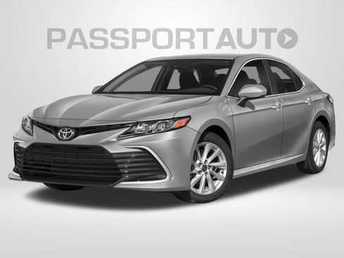Used 2022 Toyota Camry LE w/ Cold Weather Package AWD/4WD image 34