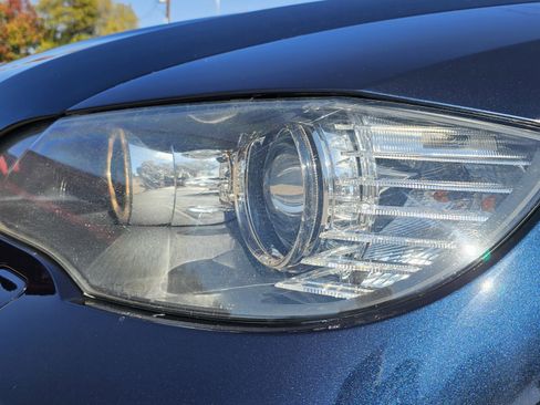 Used 2012 BMW X5 M w/ Active Ventilated Seat Pkg image 11