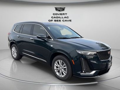 New 2025 Cadillac XT6 Luxury
