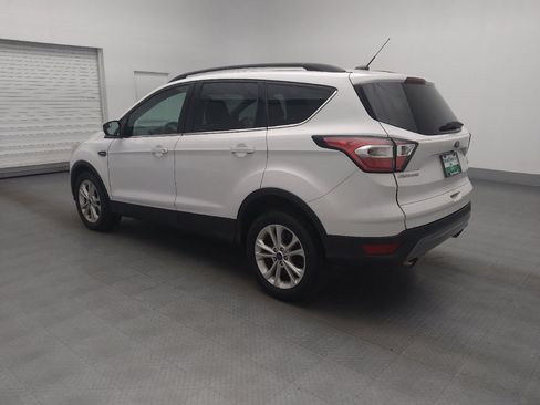 Used 2018 Ford Escape SE image 3
