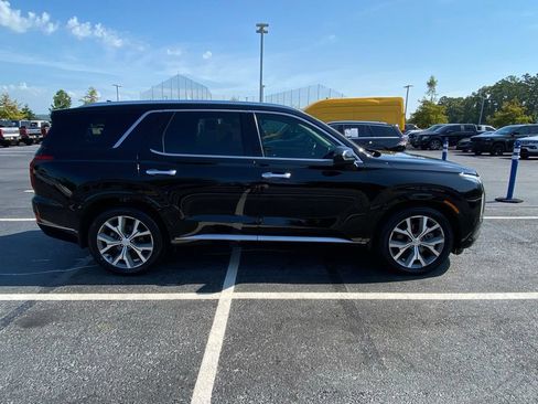 Used 2022 Hyundai Palisade Limited FWD image 8