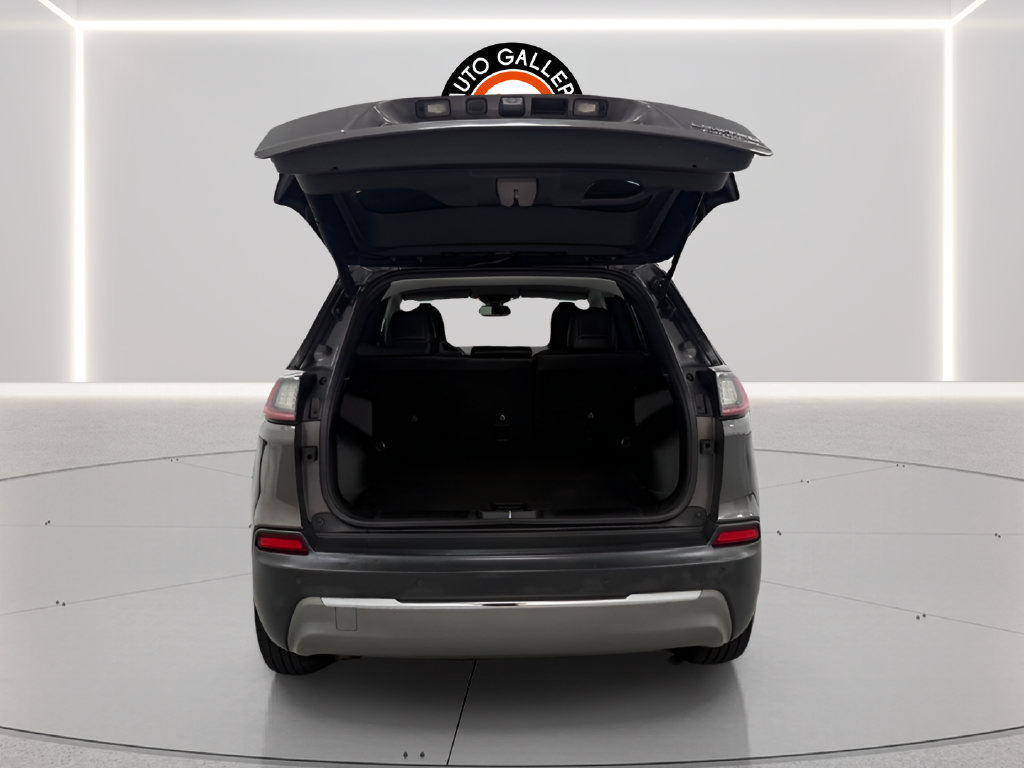 Used 2019 Jeep Cherokee Limited FWD image 9