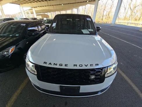 Used 2019 Land Rover Range Rover HSE image 2