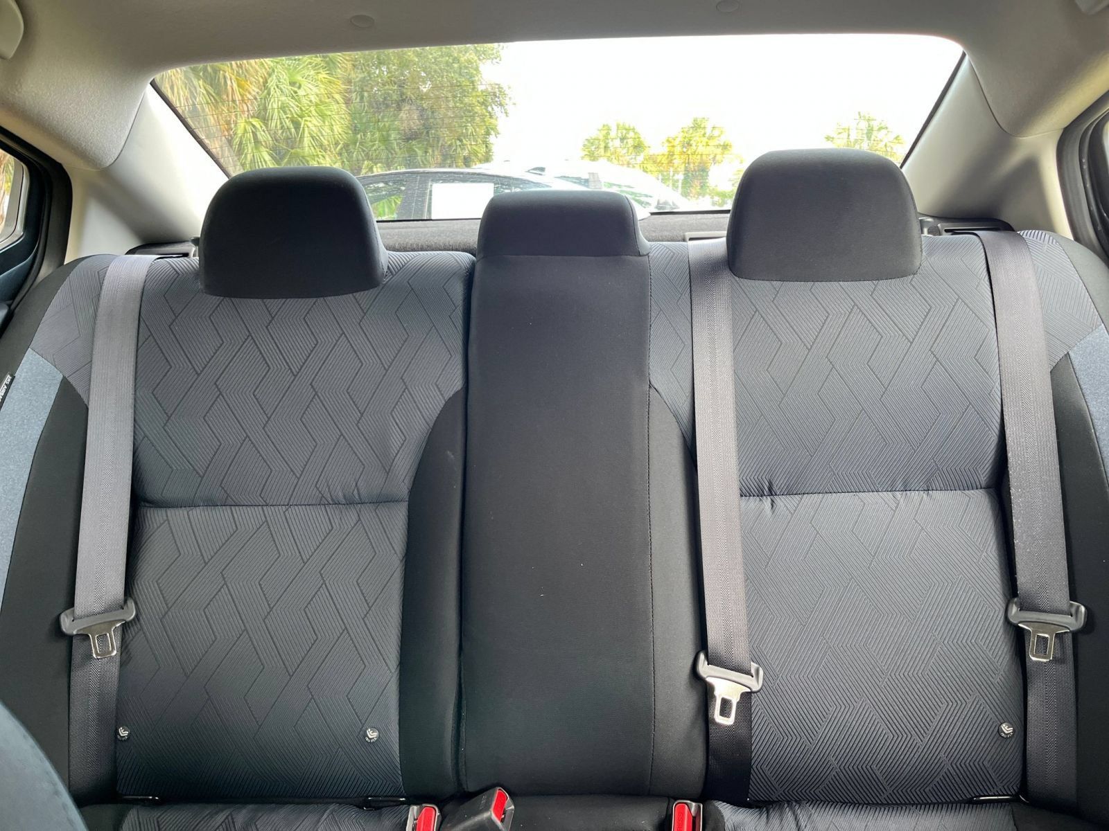 Used 2025 Nissan Versa SV FWD image 35