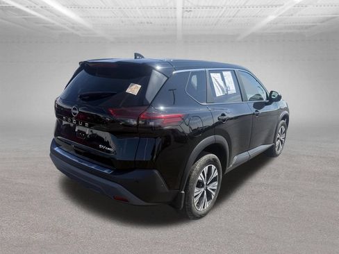 Used 2023 Nissan Rogue SV AWD/4WD image 3