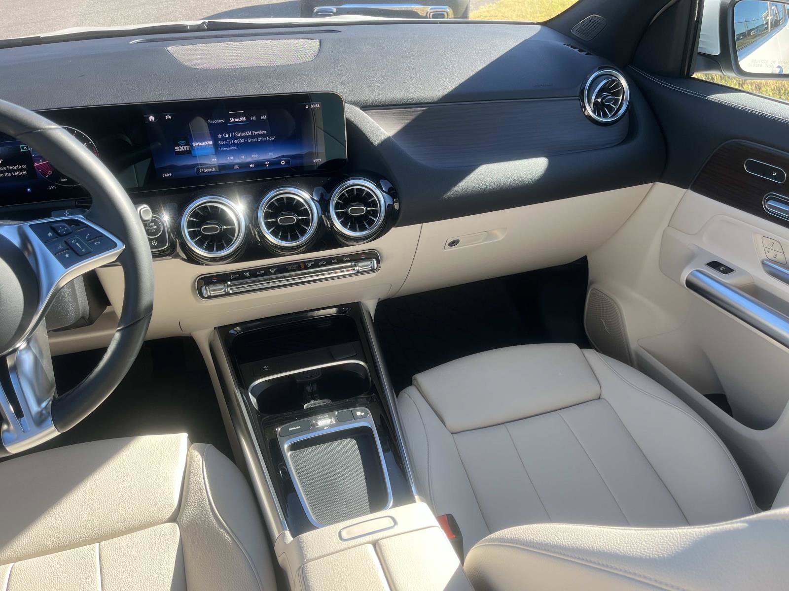 Used 2026 Mercedes-Benz GLA 250 4MATIC image 15