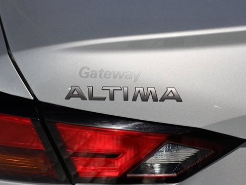 Used 2023 Nissan Altima 2.5 SV image 42