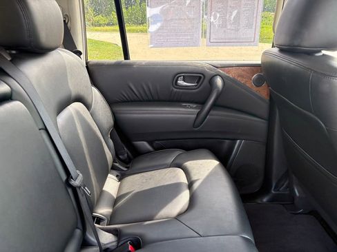 Used 2024 Nissan Armada SL AWD/4WD image 43