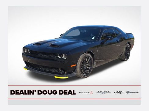 Used 2023 Dodge Challenger SRT Hellcat image 1