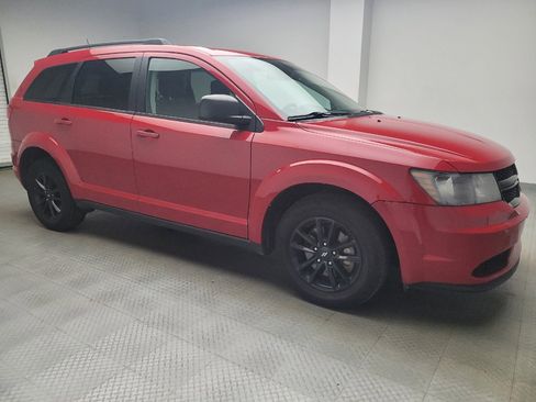 Used 2020 Dodge Journey SE w/ SE Popular Equipment Group image 11
