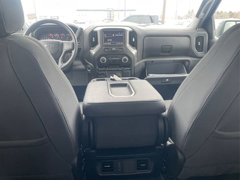 Used 2024 Chevrolet Silverado 1500 Custom Trail Boss w/ Dark Appearance Package image 21