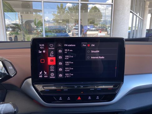 Certified 2022 Volkswagen ID.4 Pro S RWD image 32