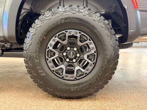 Used 2026 Ford F150 Raptor w/ Equipment Group 803A Raptor R AWD/4WD image 24