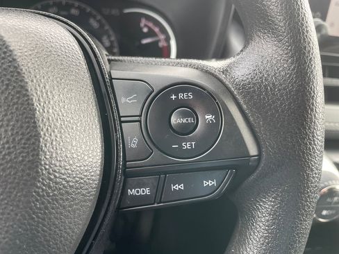 Certified 2025 Toyota RAV4 XLE image 23