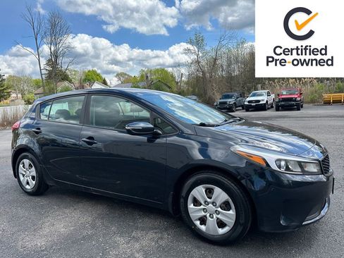 Used 2017 Kia Forte LX FWD image 1