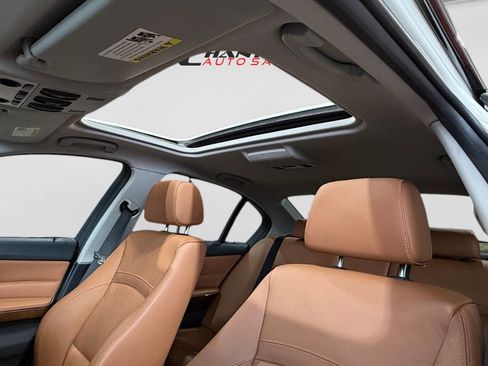 Used 2011 BMW 335i Sedan image 23