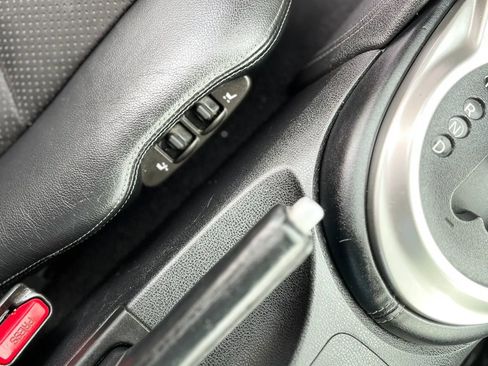 Used 2009 Nissan 370Z Touring w/ Sport Pkg RWD image 19