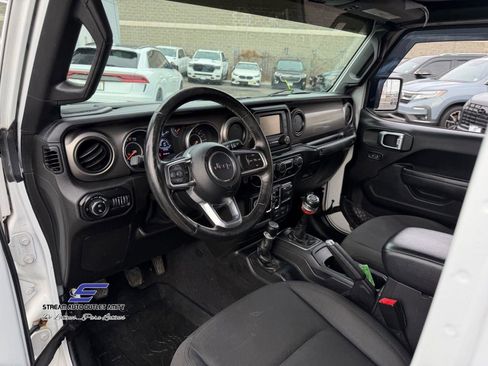 Used 2020 Jeep Gladiator Sport w/ Quick Order Package 23S image 29