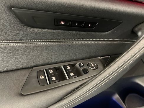 Used 2023 BMW 540i w/ M Sport Package RWD image 12