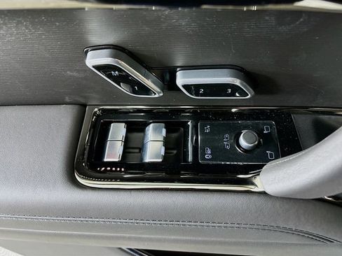 New 2026 Land Rover Range Rover Sport Dynamic SE AWD/4WD image 19
