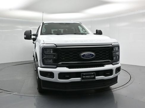 Used 2025 Ford F250 XL w/ STX Appearance Package AWD/4WD image 20