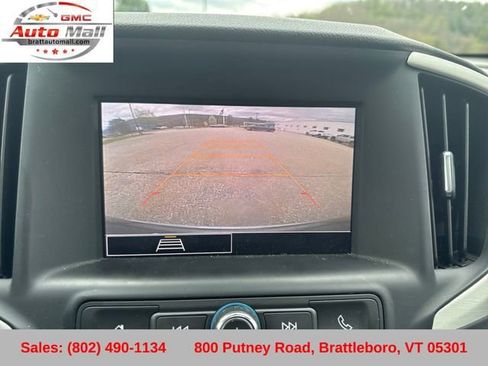 Used 2023 GMC Terrain SLE w/ Driver Convenience Package AWD/4WD image 21