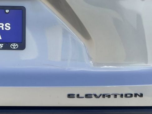 Used 2025 GMC Terrain Elevation FWD image 9