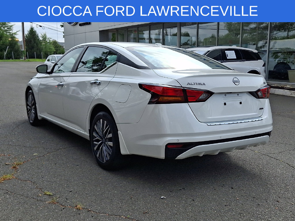 Used 2023 Nissan Altima 2.5 SV AWD/4WD image 7