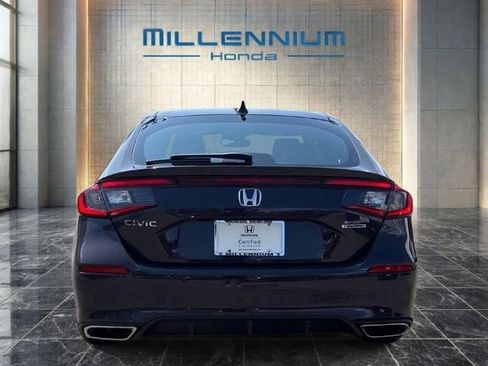 Used 2023 Honda Civic Sport Touring image 4