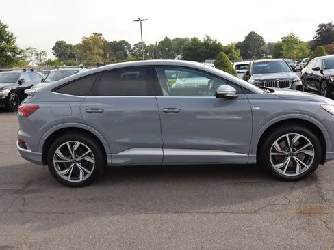 Used 2023 Audi Q4 e-tron Prestige image 5