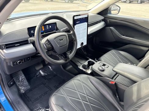 Used 2023 Ford Mustang Mach-E Select image 15