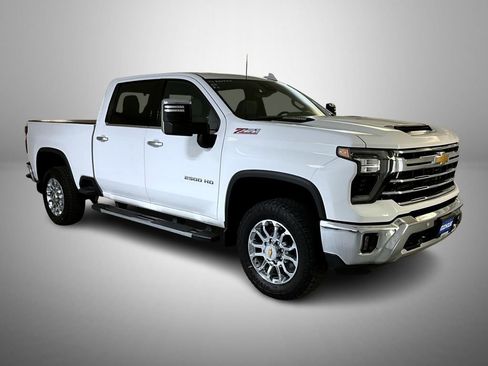 Certified 2024 Chevrolet Silverado 2500 LTZ w/ LTZ Premium Package AWD/4WD image 3