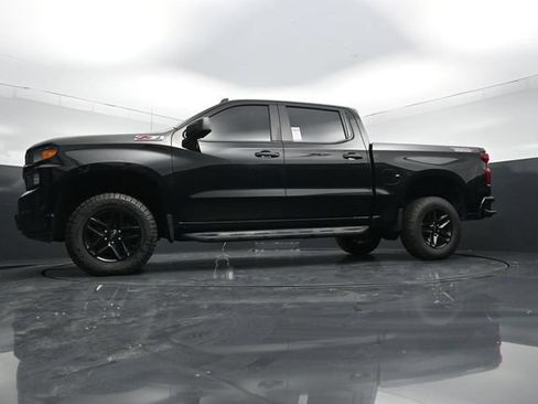 Used 2021 Chevrolet Silverado 1500 Custom Trail Boss w/ Midnight Edition AWD/4WD image 44