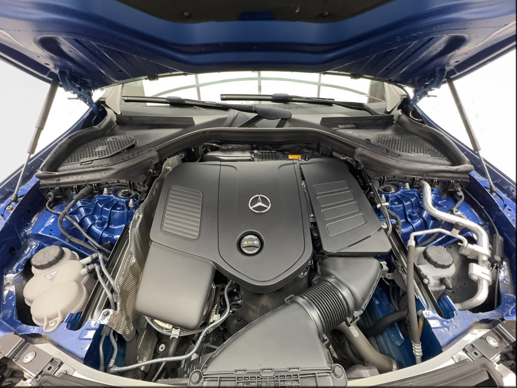Used 2023 Mercedes-Benz GLC 300 4MATIC w/ Exclusive Trim Package image 19