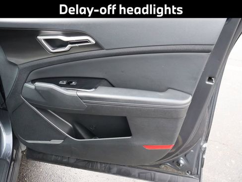 Used 2024 Kia Sportage EX FWD image 13